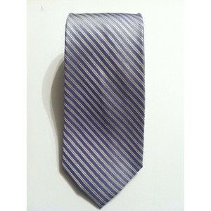 CALVIN KLEIN MENS NEW LAVENDER 66%SILK 34%VISCOSE CLASSIC NECKTIE WIDTH:2 7/8"